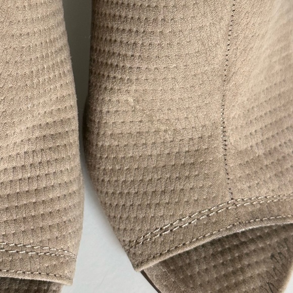 {Indigo Rd} Slip On Heels - Picture 12 of 12